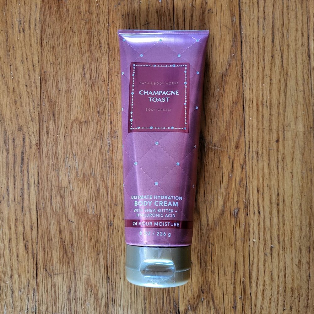 Bath & Body Works Ultimate Hydration Body Cream - Champagne Toast - NWT